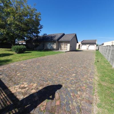 House For Sale in Windmill Park, Boksburg