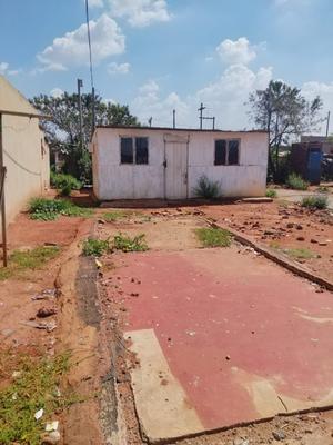 Vacant Land / Plot For Sale in Zonkizizwe, Katlehong